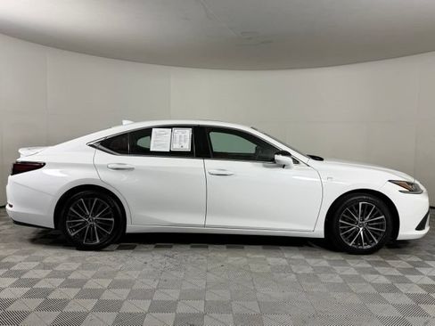 Used 2019 Lexus ES 350 F Sport w/ Accessory Package 2 FWD image 9