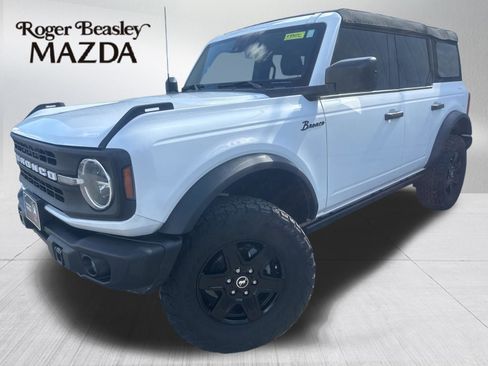 Used 2024 Ford Bronco Black Diamond image 1