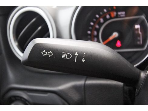 Used 2020 Jeep Wrangler Unlimited Sahara AWD/4WD image 17