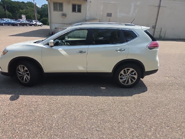 Used 2015 Nissan Rogue SL w/ SL Premium Package AWD/4WD image 7
