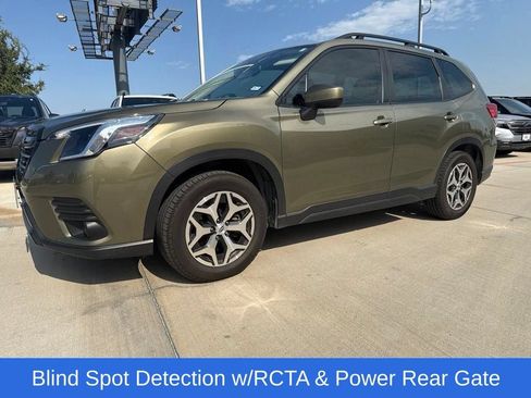 Used 2023 Subaru Forester Premium AWD/4WD image 4