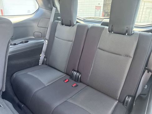 Used 2020 Nissan Pathfinder SV image 22