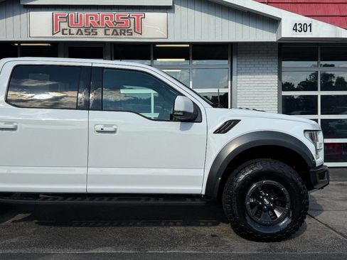 Used 2018 Ford F150 Raptor w/ Equipment Group 802A Luxury image 10