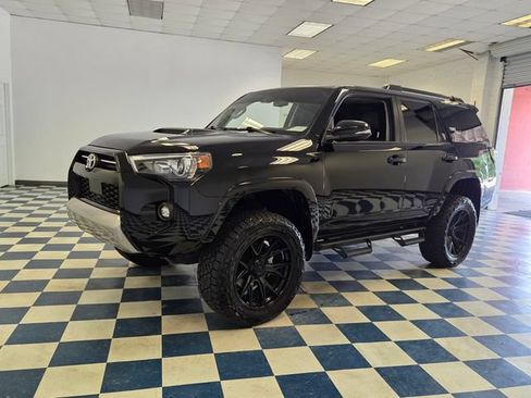 Used 2024 Toyota 4Runner TRD Off-Road Premium w/ Moonroof Package AWD/4WD image 3