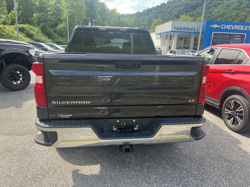 Used 2023 Chevrolet Silverado 1500 LT AWD/4WD image 4