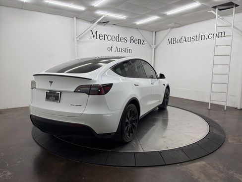 Used 2021 Tesla Model Y Long Range AWD/4WD image 7