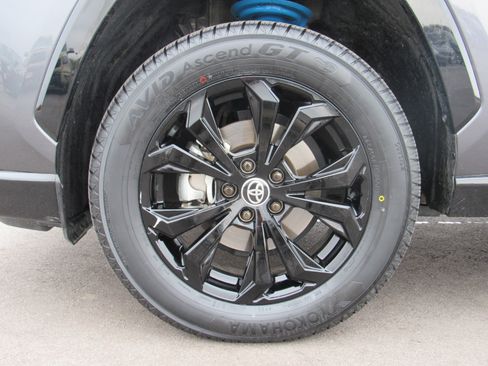 Used 2024 Toyota RAV4 XSE w/ Advanced Technology Package image 31