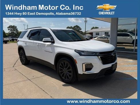 Used 2023 Chevrolet Traverse RS FWD image 1