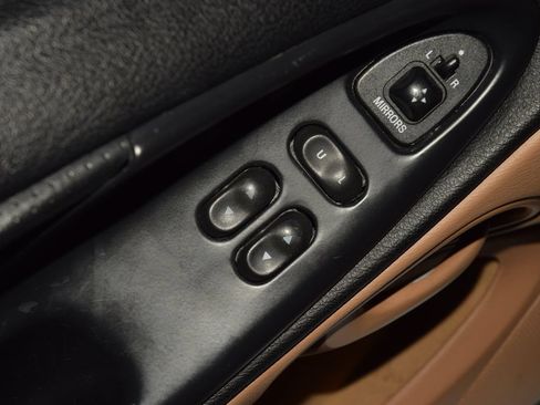 Used 1994 Ford Mustang Cobra RWD image 41