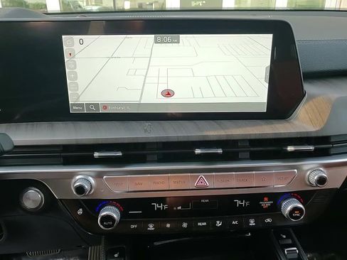 Used 2023 Kia Telluride EX image 19