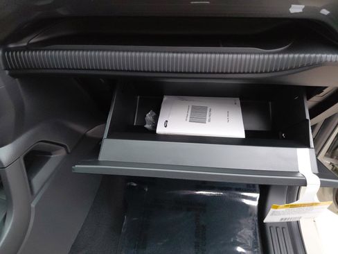 New 2025 Ford Ranger XLT w/ Equipment Group 301A High image 34