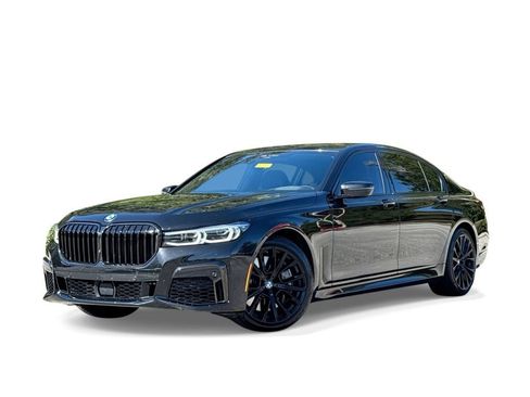 Used 2022 BMW 750i xDrive w/ Luxury Rear Seating Package image 1