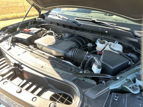 Used 2024 Chevrolet Suburban Premier w/ Max Trailering Package image 27