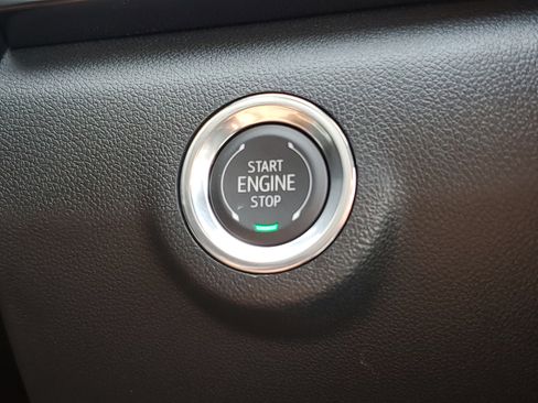 New 2026 GMC Terrain AT4 w/ Convenience Package III image 24