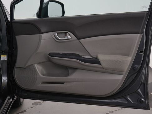 Used 2012 Honda Civic LX image 9
