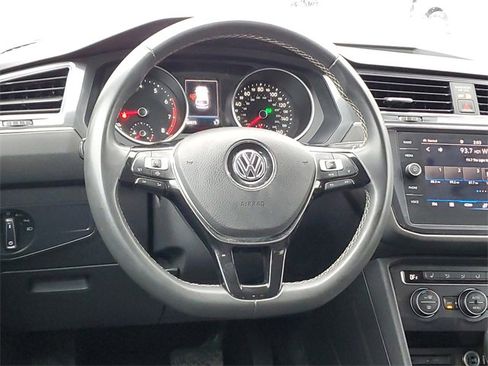 Used 2021 Volkswagen Tiguan SEL image 11