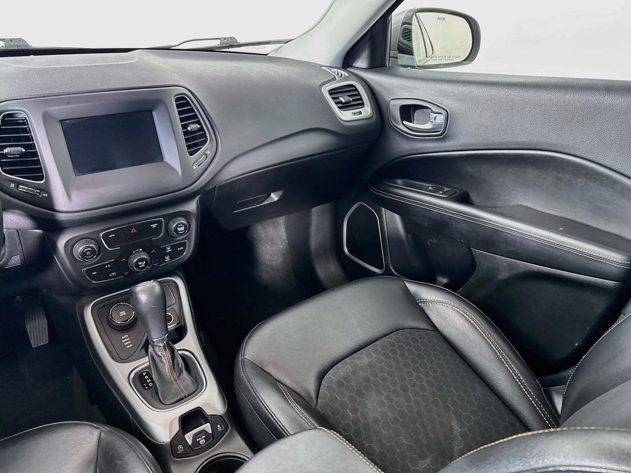 Used 2018 Jeep Compass Latitude w/ Popular Equipment Group AWD/4WD image 22