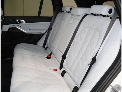 Used 2026 BMW X5 sDrive40i w/ Parking Assistance Package RWD image 17