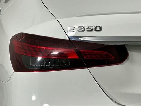 Used 2021 Mercedes-Benz E 350 Sedan image 33