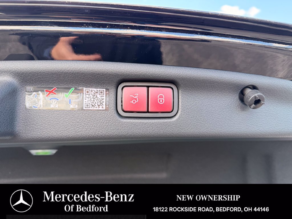 New 2026 Mercedes-Benz C 300 4MATIC Sedan image 21