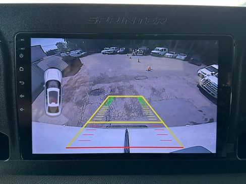 Used 2023 Mercedes-Benz Sprinter 2500 image 18