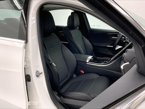 Certified 2023 Mercedes-Benz C 300 Sedan image 7