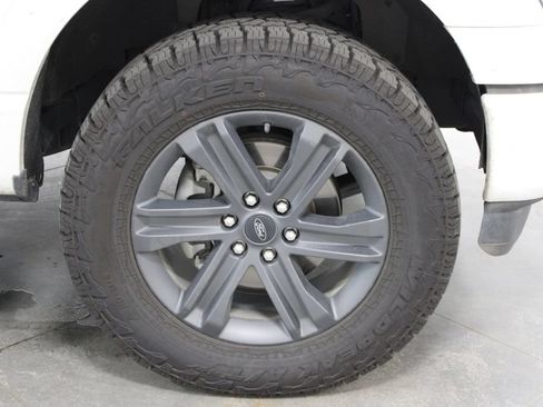 Used 2023 Ford F150 Lariat AWD/4WD image 16