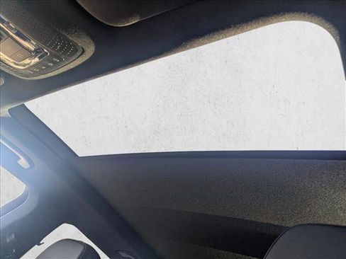 Certified 2025 Mercedes-Benz GLE 450 4MATIC image 14