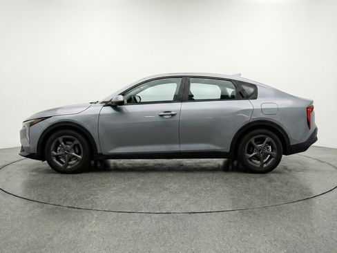 Used 2025 Kia K4 FWD image 5