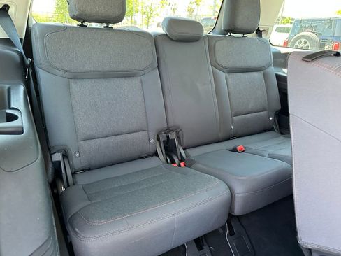 Used 2025 Ford Expedition Active RWD image 20