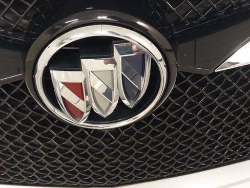 Used 2022 Buick Enclave Essence w/ Experience Buick Package image 31