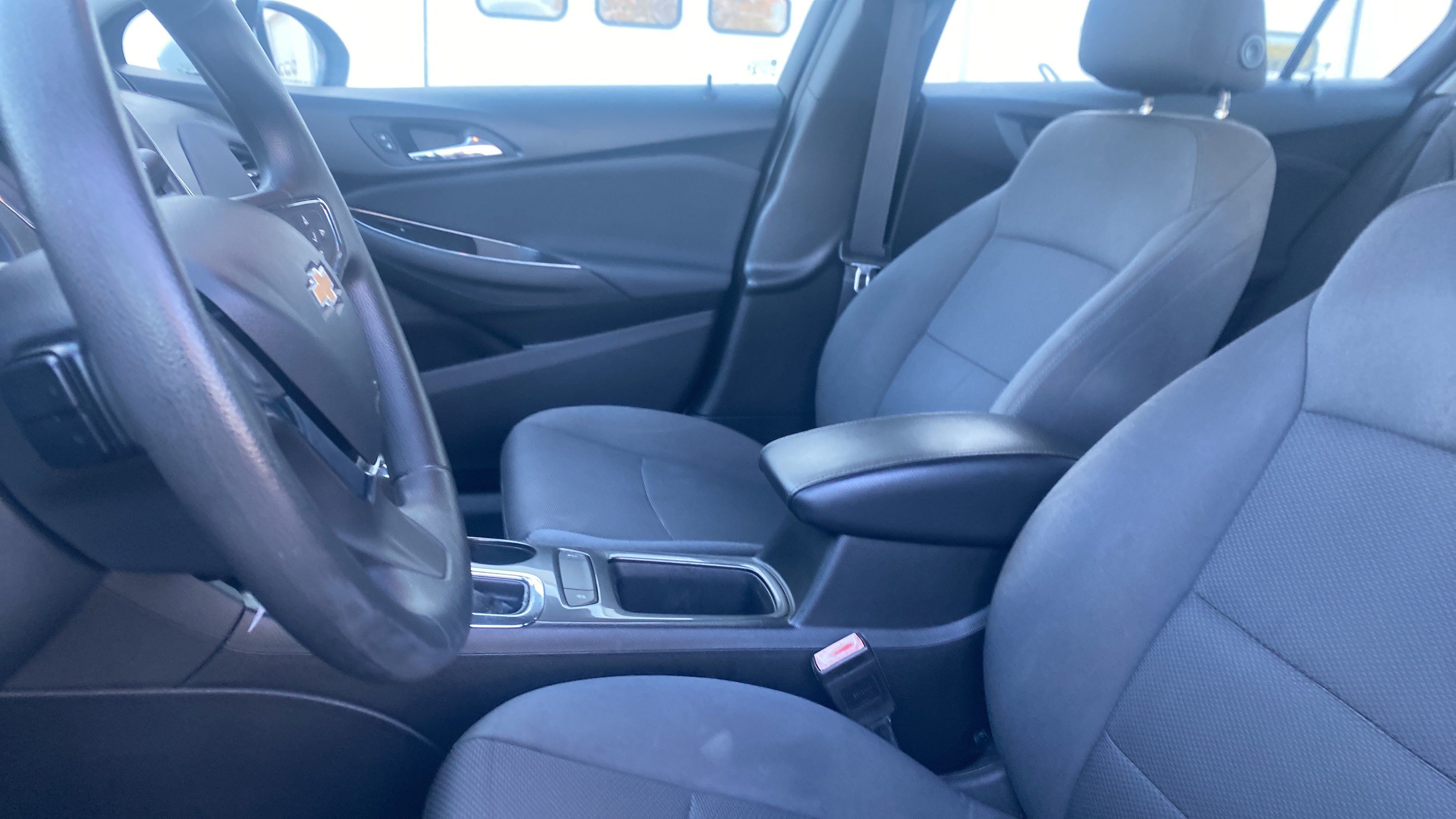Used 2019 Chevrolet Cruze LT FWD image 15