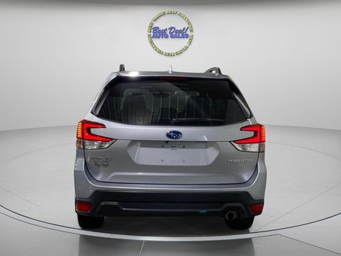 Used 2019 Subaru Forester Limited AWD/4WD image 6