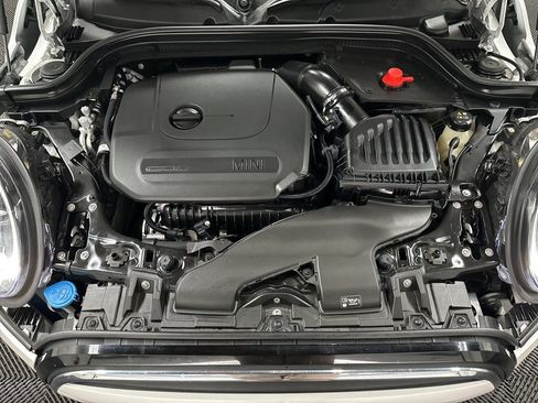 Used 2023 MINI Cooper 2-Door Hardtop image 34