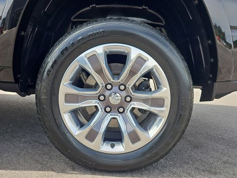 Used 2022 RAM 1500 Limited AWD/4WD image 33