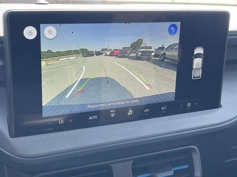 New 2025 Ford Maverick Lobo AWD/4WD image 23