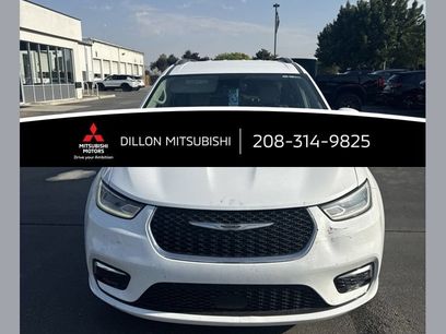 Used 2021 Chrysler Pacifica Touring-L