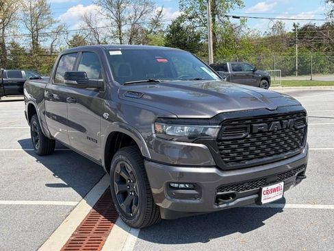 New 2026 RAM 1500 4x4 Crew Cab image 2