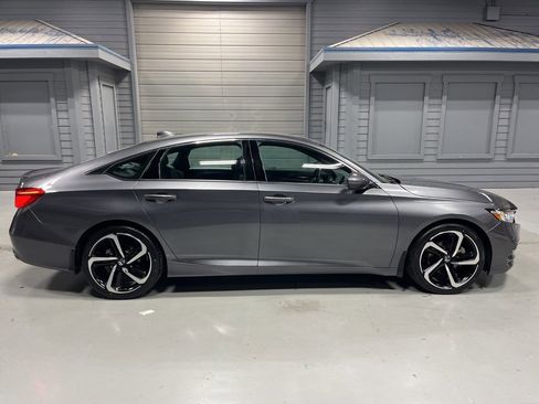 Used 2020 Honda Accord Sport image 8