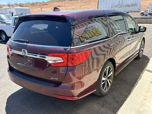 Used 2019 Honda Odyssey Elite image 3