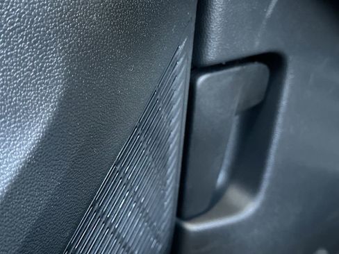 New 2025 Volkswagen Atlas Peak Edition SE image 36