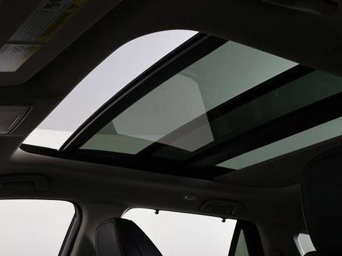 New 2026 Honda Pilot Touring image 14