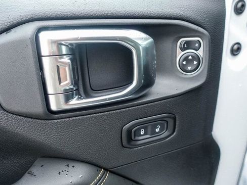 New 2025 Jeep Wrangler Sahara AWD/4WD image 17