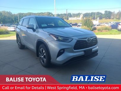Used 2024 Toyota Highlander XLE