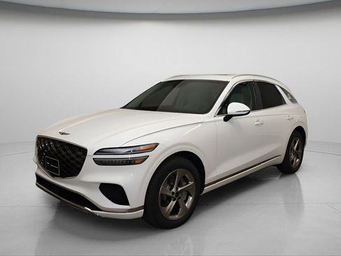 Certified 2026 Genesis GV70 2.5T Select AWD/4WD image 3