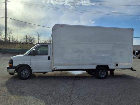 New 2025 GMC Savana 3500 Extended w/ Power Convenience Package image 20