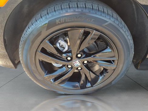 Used 2024 Buick Encore GX Sport Touring w/ Advanced Technology Package FWD image 9