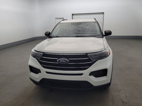 Used 2021 Ford Explorer XLT w/ Class III Trailer Tow Package AWD/4WD image 15