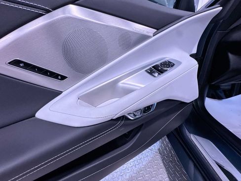 Used 2021 Chevrolet Corvette Stingray Preferred Cpe w/ Z51 Performance Package RWD image 12