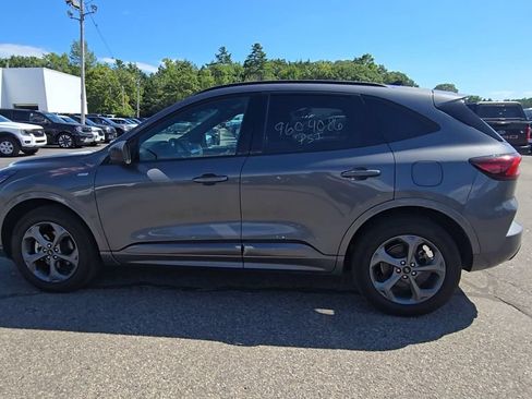Certified 2023 Ford Escape ST-Line w/ Tech Pack #1 AWD/4WD image 16